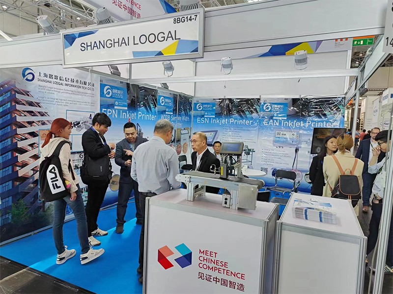 展會現(xiàn)場03-800px 展會現(xiàn)場03-800px